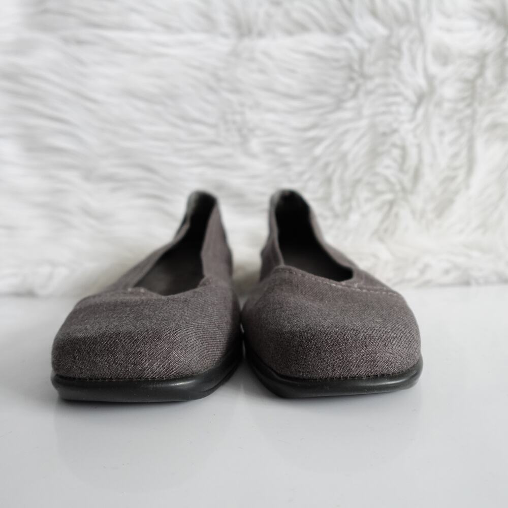 Vintage Aerosoles 90s Y2K Grey Square Toe Fabric Flats - Picture 6 of 9